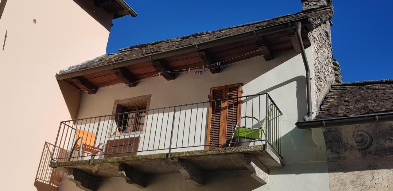 Appartamento Di Vacanza Casa Leoni Verscio Luaran gambar